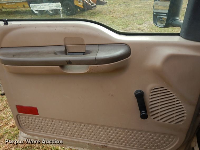 image for item GK9552 1999 Ford F450 Super Duty  flatbed truck