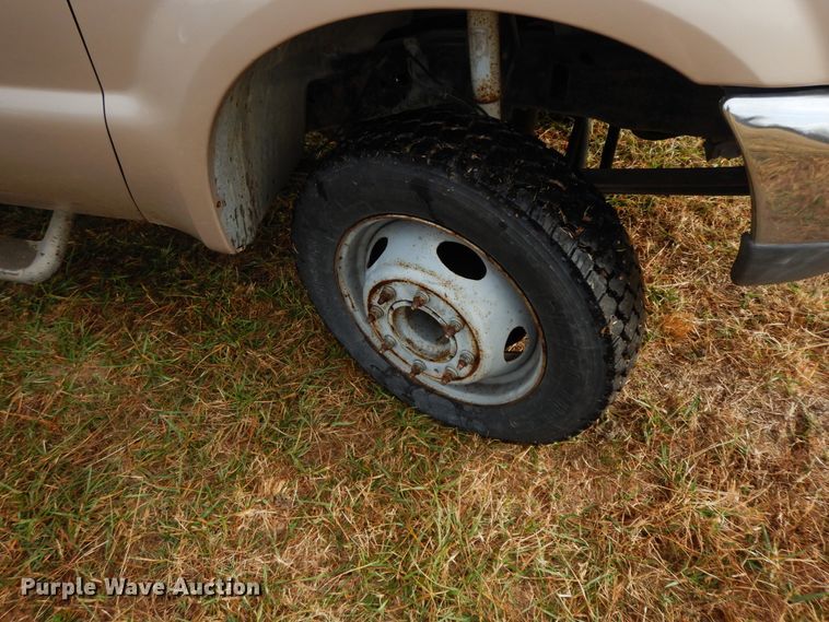 image for item GK9552 1999 Ford F450 Super Duty  flatbed truck