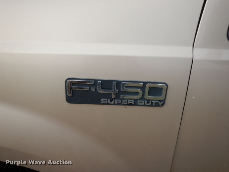 image for item GK9552 1999 Ford F450 Super Duty  flatbed truck