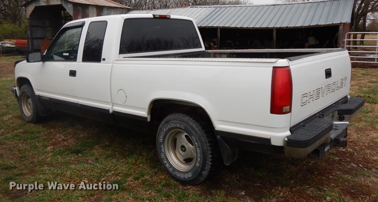 image for item GK9588 1998 Chevrolet C1500  Ext. Cab pickup truck
