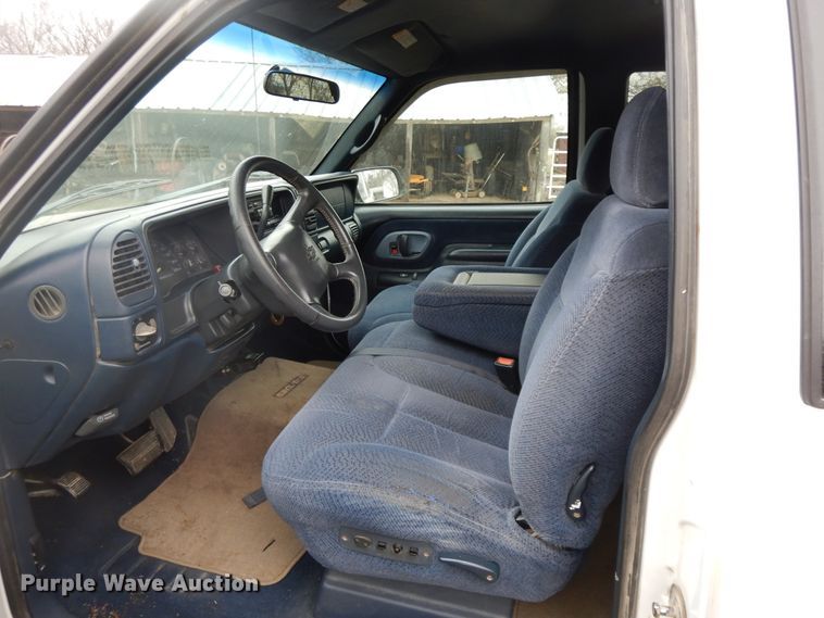 image for item GK9588 1998 Chevrolet C1500  Ext. Cab pickup truck