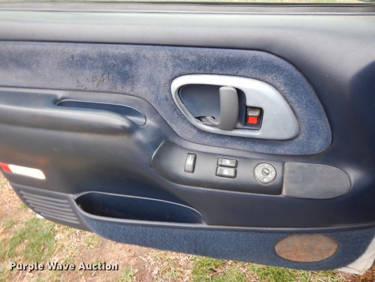 image for item GK9588 1998 Chevrolet C1500  Ext. Cab pickup truck