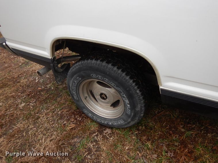 image for item GK9588 1998 Chevrolet C1500  Ext. Cab pickup truck