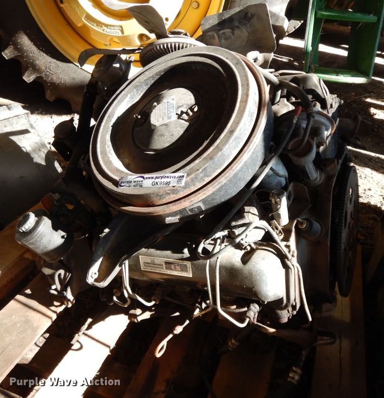 image for item GK9595 GM 6.5L eight cylinder diesel engine