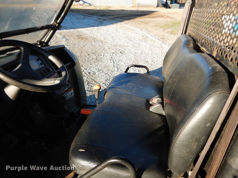 image for item GK9666 John Deere Gator 825i  utility vehicle