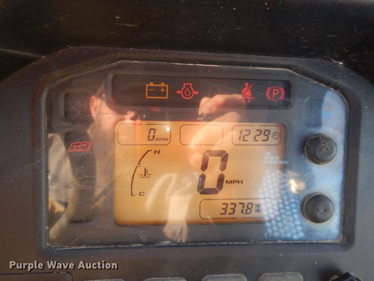 image for item GK9666 John Deere Gator 825i  utility vehicle