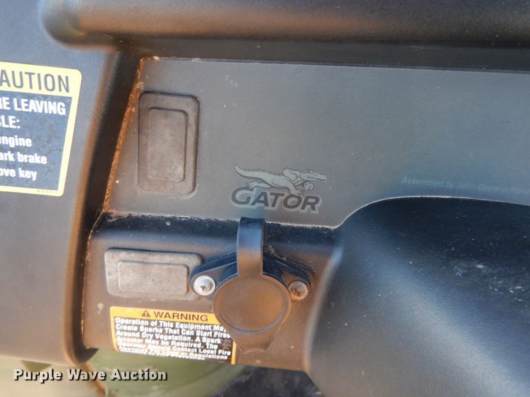 image for item GK9666 John Deere Gator 825i  utility vehicle