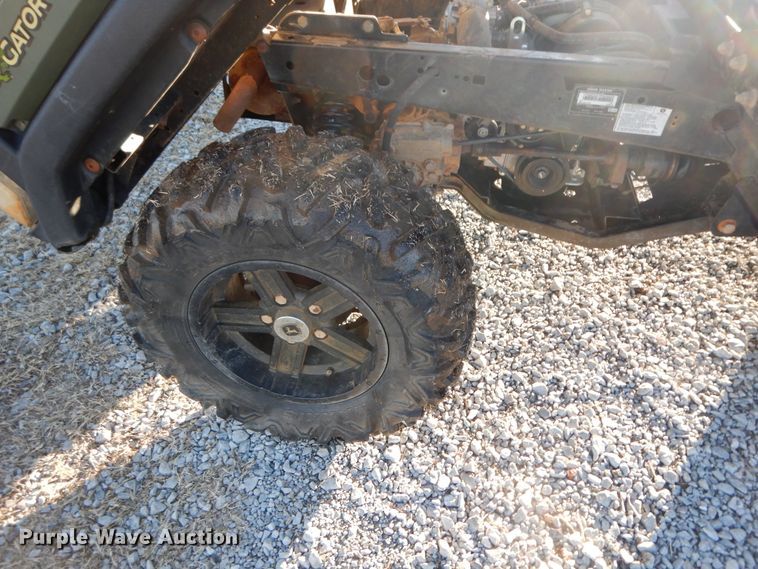 image for item GK9666 John Deere Gator 825i  utility vehicle