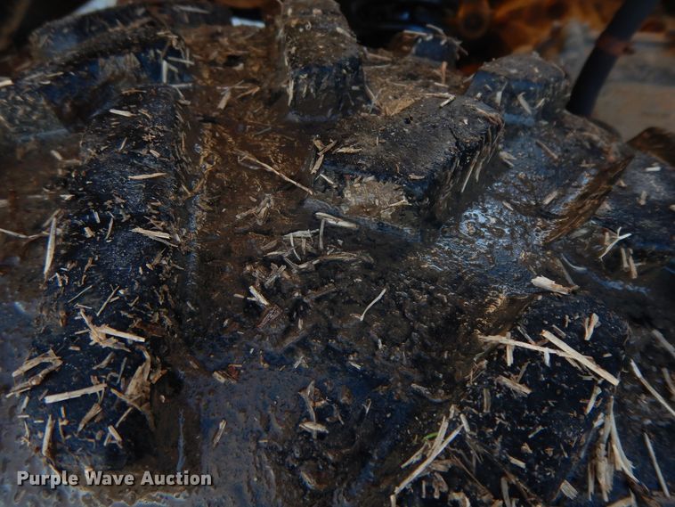 image for item GK9666 John Deere Gator 825i  utility vehicle