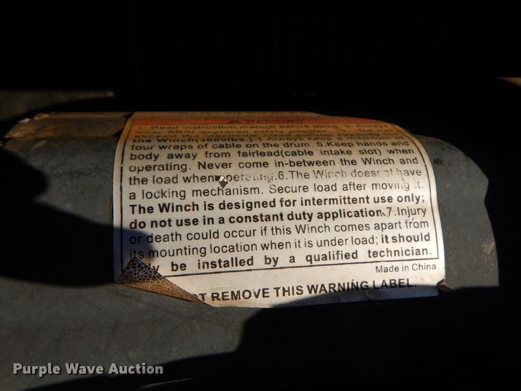 image for item GK9666 John Deere Gator 825i  utility vehicle