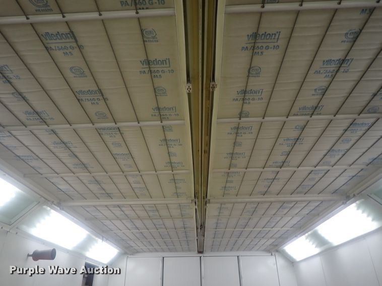 image for item GN9210 1987 Blowtherm EF750 paint booth