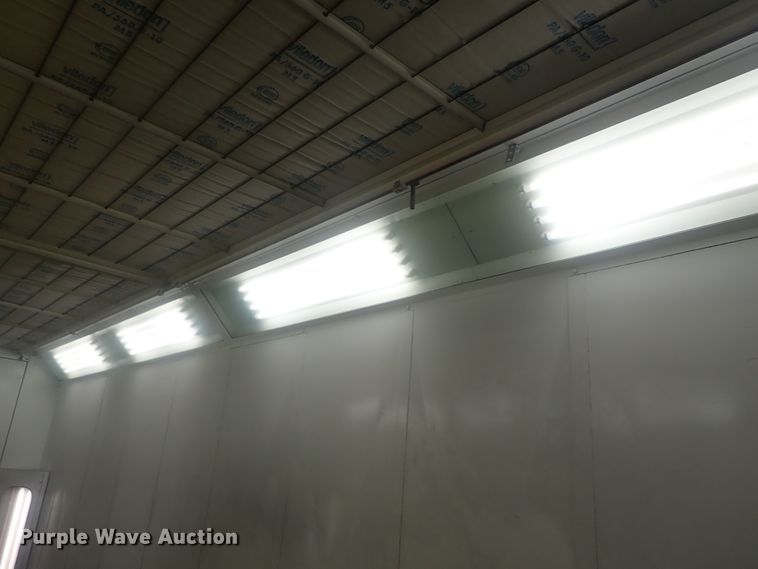 image for item GN9210 1987 Blowtherm EF750 paint booth