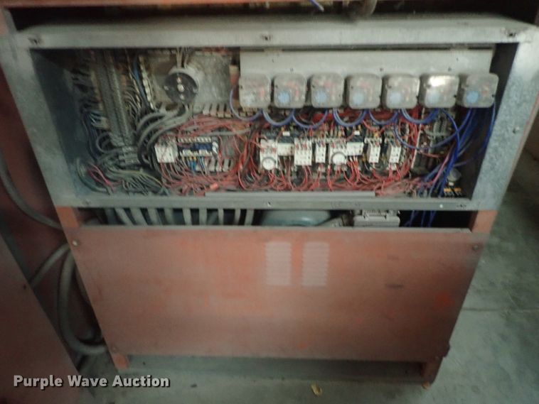 image for item GN9210 1987 Blowtherm EF750 paint booth