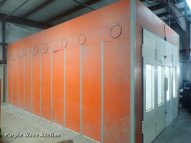 image for item GN9210 1987 Blowtherm EF750 paint booth
