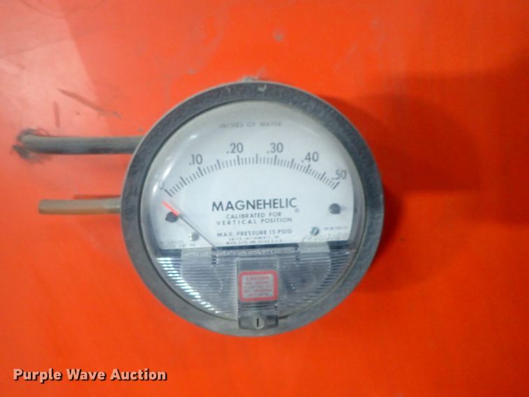 image for item GN9210 1987 Blowtherm EF750 paint booth