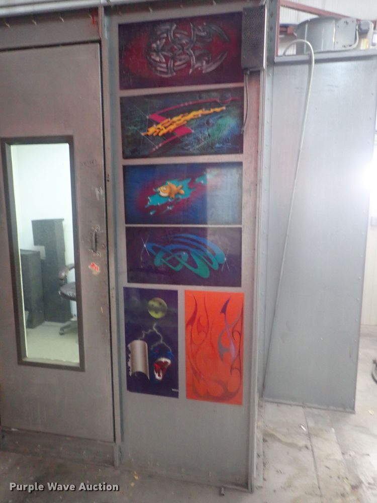 image for item GN9210 1987 Blowtherm EF750 paint booth