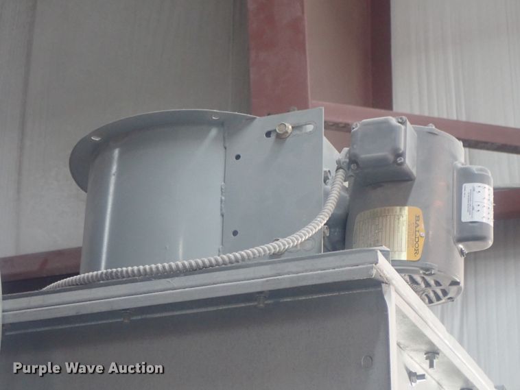 image for item GN9210 1987 Blowtherm EF750 paint booth