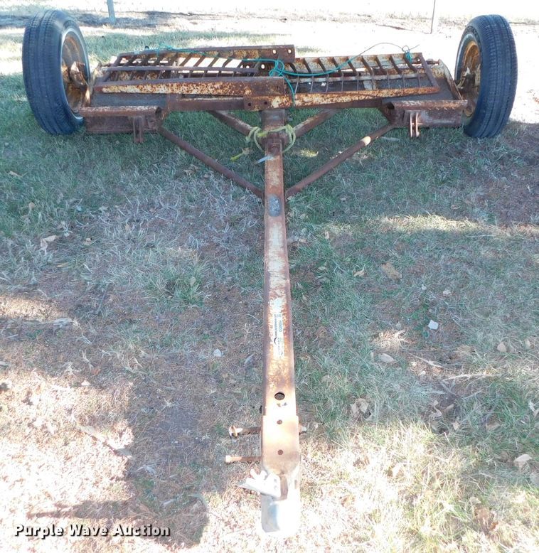 image for item GQ9904 1987 tow dolly