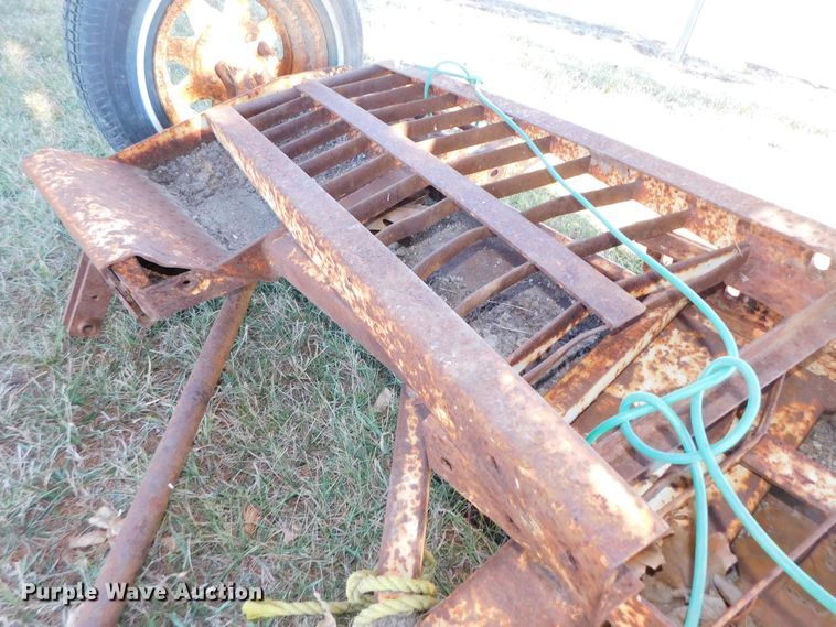 image for item GQ9904 1987 tow dolly