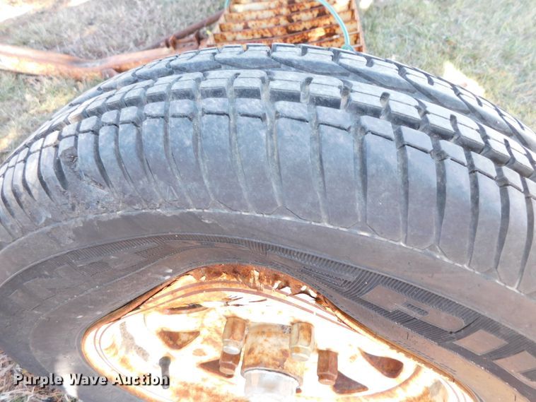 image for item GQ9904 1987 tow dolly