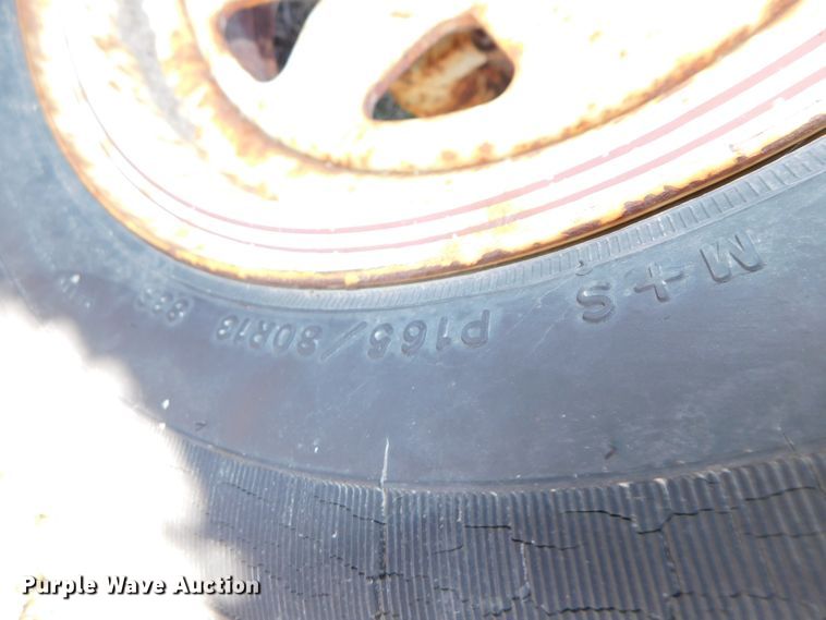 image for item GQ9904 1987 tow dolly