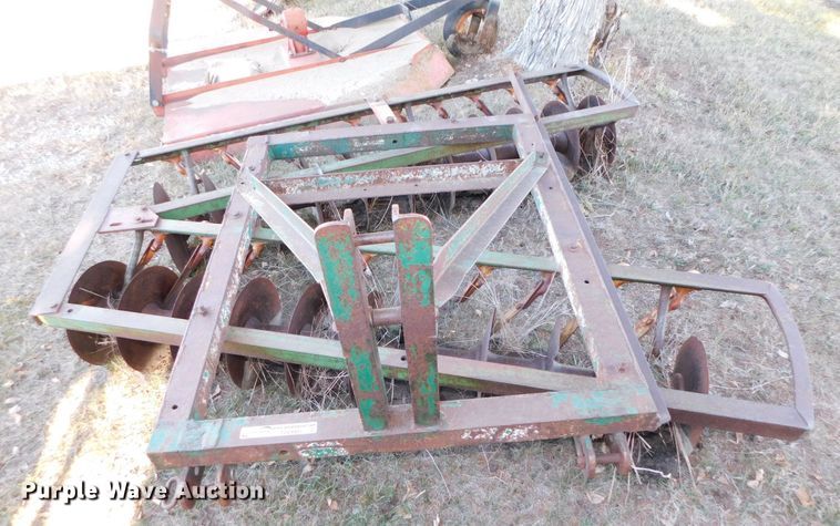 image for item GQ9905 (2) pieces of Ag equipment