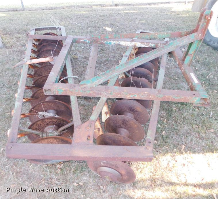 image for item GQ9905 (2) pieces of Ag equipment