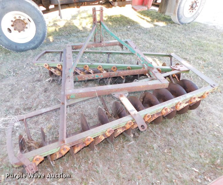 image for item GQ9905 (2) pieces of Ag equipment