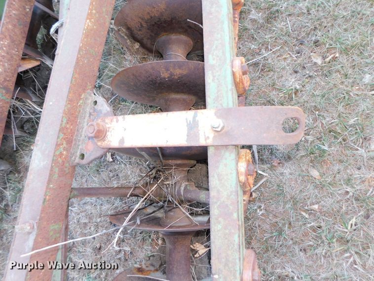 image for item GQ9905 (2) pieces of Ag equipment