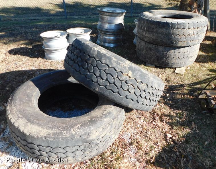 image for item GQ9908 Tires and wheels