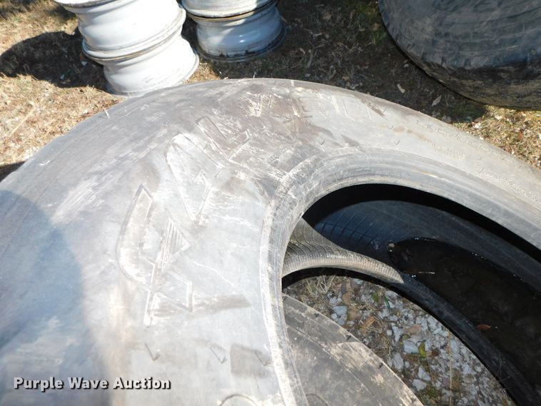 image for item GQ9908 Tires and wheels