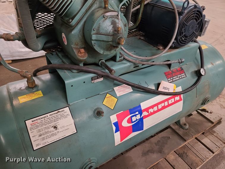 image for item GY9635 Champion HR10-12 air compressor