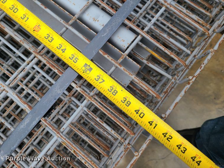 image for item GY9642 (140) pallet racking wire decks