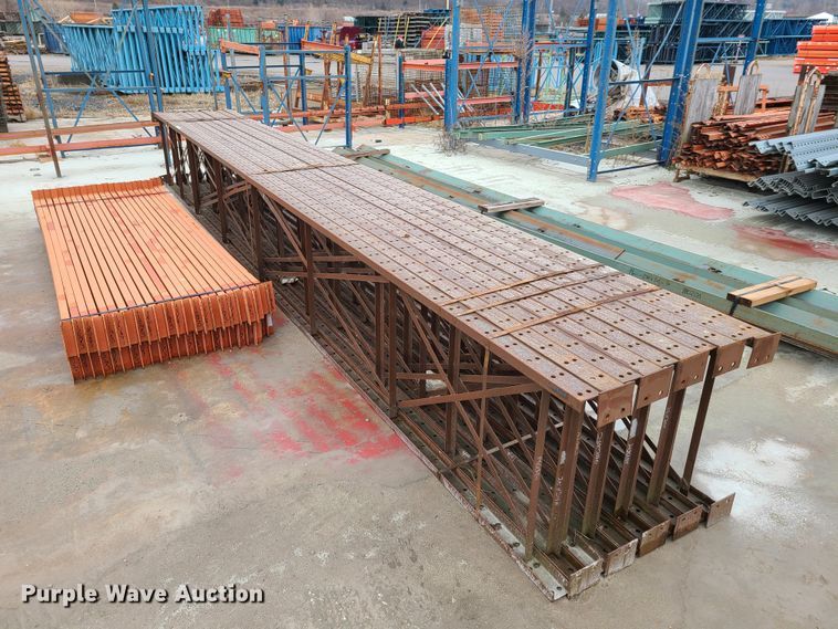 image for item GY9643 Pallet racking