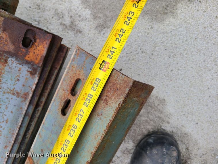 image for item GY9644 (15) pieces of angle iron