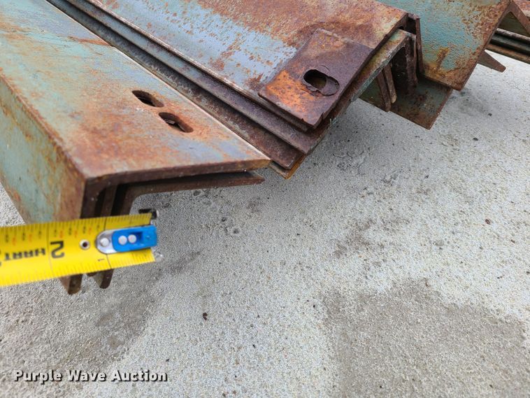 image for item GY9644 (15) pieces of angle iron