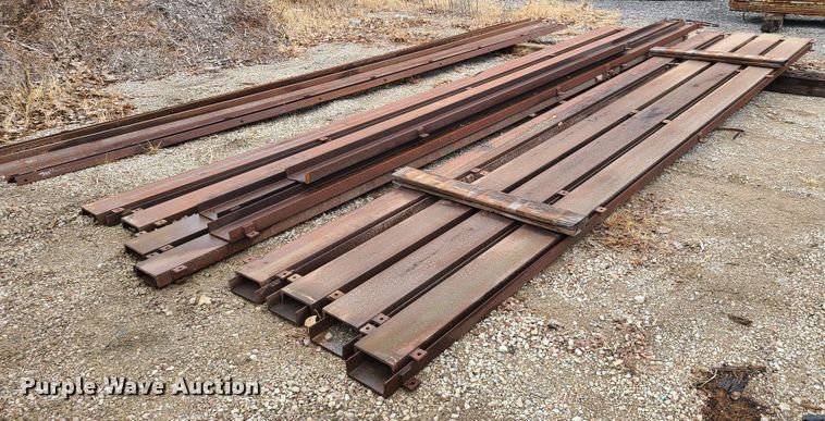 image for item GY9646 (19) pieces of C-channel