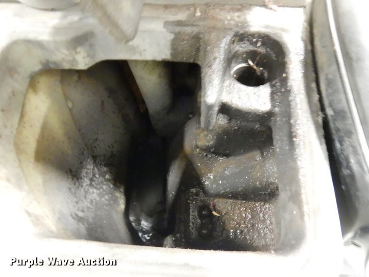 image for item HD9174 Nilfisk Advance Avenger 3210F floor scrubber