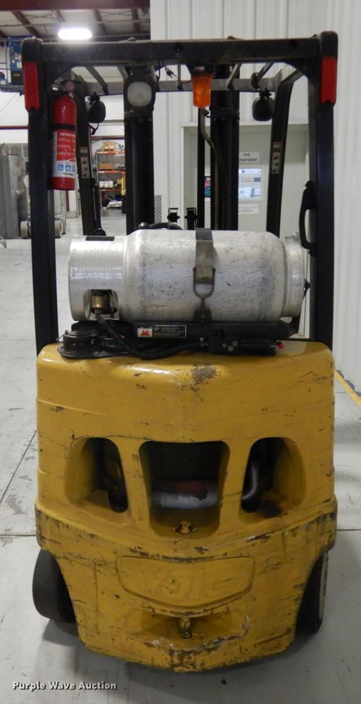 image for item HD9175 Yale GLC050VXNVSE094  forklift