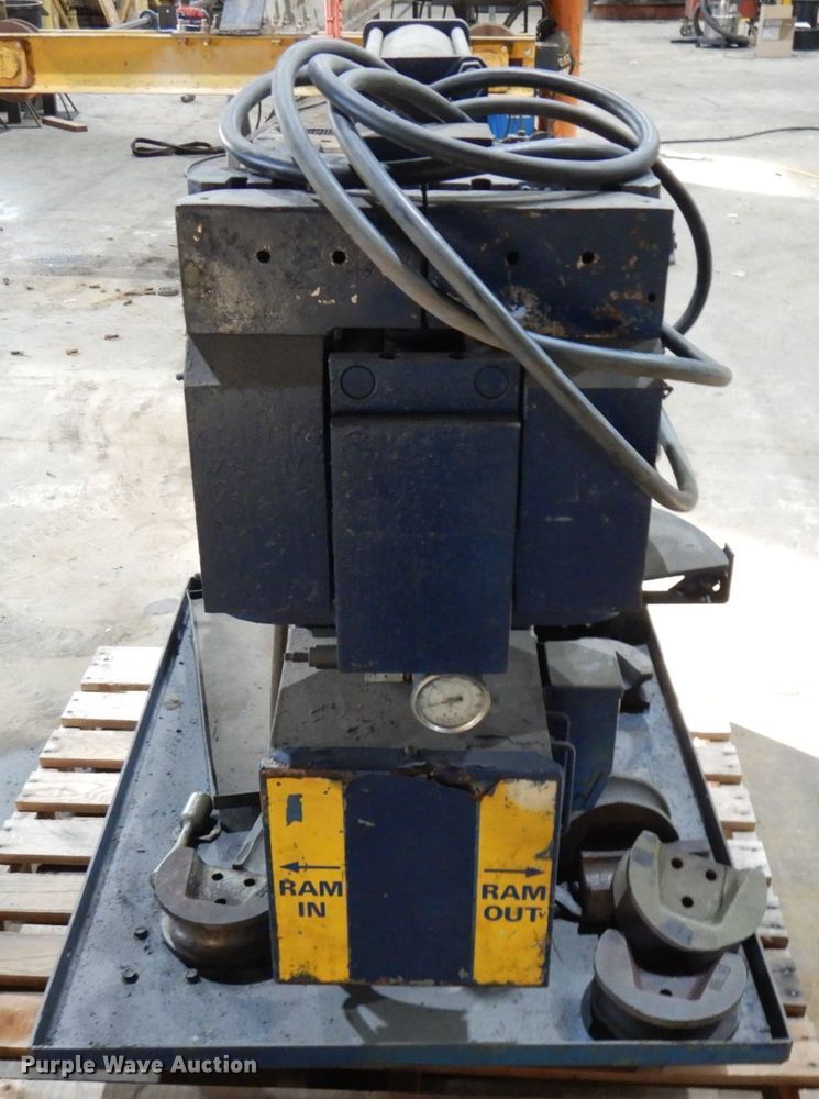 image for item HD9223 Ben Pearson tubing bender