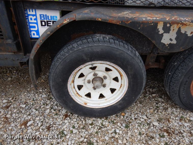 image for item HD9225 2007 PJ utility trailer