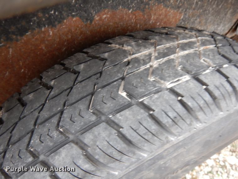 image for item HD9225 2007 PJ utility trailer