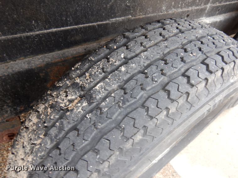 image for item HD9226 2004 Top 3 utility trailer