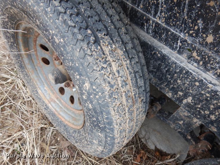 image for item HD9226 2004 Top 3 utility trailer