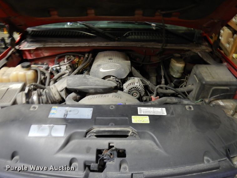 image for item HD9232 2002 Chevrolet Silverado 1500  Ext. Cab pickup truck