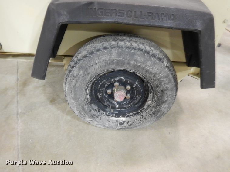 image for item HD9233 2005 Ingersoll Rand Lightsource  light plant