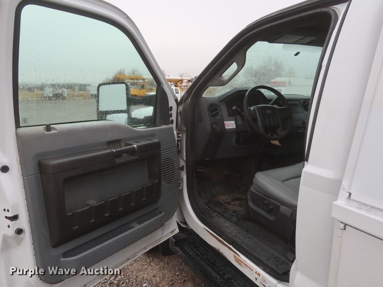 image for item HK9625 2012 Ford F450 Super Duty XL  flatbed truck