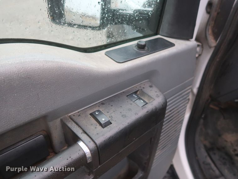 image for item HK9625 2012 Ford F450 Super Duty XL  flatbed truck