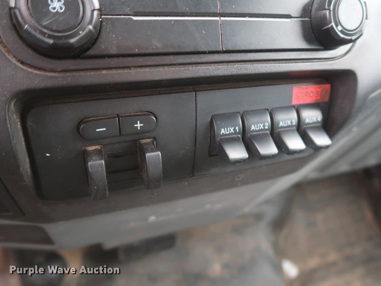 image for item HK9625 2012 Ford F450 Super Duty XL  flatbed truck