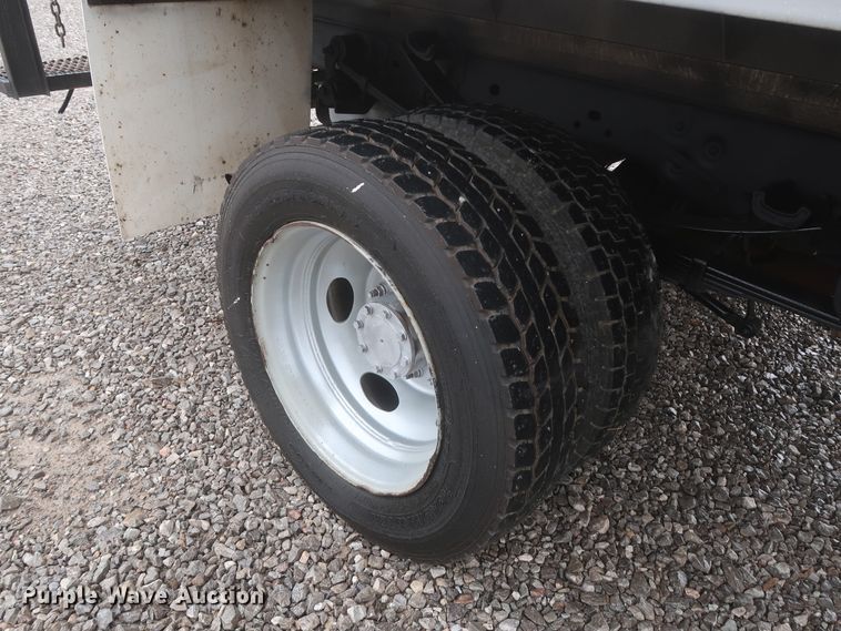 image for item HK9625 2012 Ford F450 Super Duty XL  flatbed truck